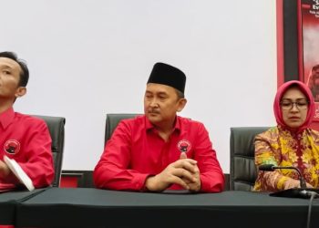 Airin Kembalikan Formulir Pandaftaran Penjaringan Bacagub-Bacawagub Banten ke PDIP – Warga Berita 10 Airin Kembalikan Formulir Pandaftaran Penjaringan Bacagub-Bacawagub Banten ke PDIP – Warga Berita