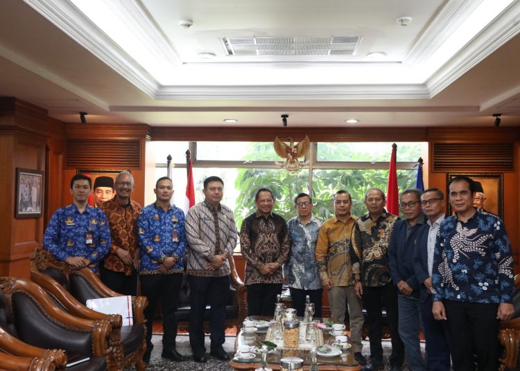 Mendagri Tito Karnavian Minta PWI Ikut Sosialisasikan Pilkada Damai