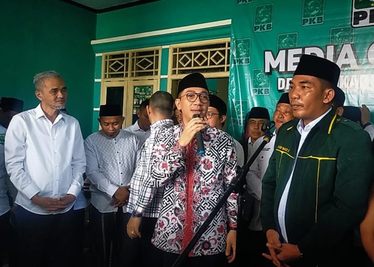 Parpol di Lebak Dinilai Tak Berani Lawan Trah Jayabaya – Warga Berita 1 Parpol di Lebak Dinilai Tak Berani Lawan Trah Jayabaya – Warga Berita