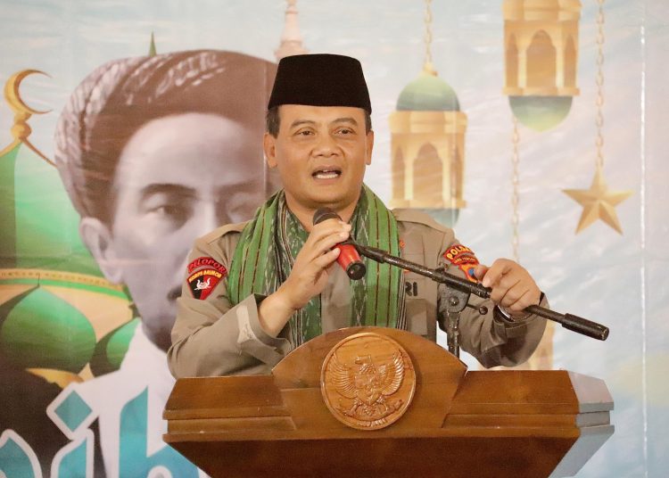 Halal bi Halal bersama NU dan Muhammadiyah Irjen Pol Ahmad Lutfhi komitmen layani masyarakat Jepara menuju Gemah ripah Loh Jinawi Toto Tentrem Kerto Raharjo 1 Halal bi Halal bersama NU dan Muhammadiyah Irjen Pol Ahmad Lutfhi komitmen layani masyarakat Jepara menuju Gemah ripah Loh Jinawi Toto Tentrem Kerto Raharjo