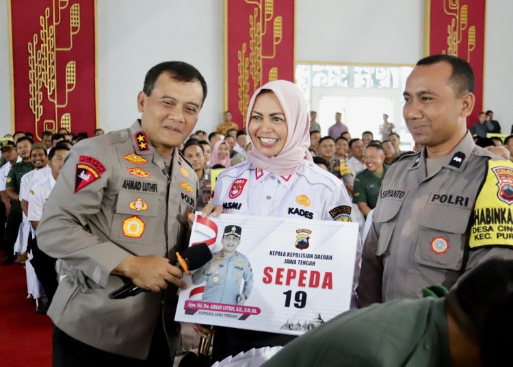 Kecintaan Irjen Pol Ahmad Luthfi kepada Masyarakat Grobogan di ungkap Bupati