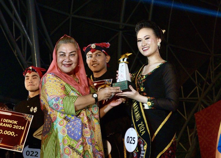 Maria Felicia, Mahasiswa UNDIP Juara I Denok Kenang Semarang 2024