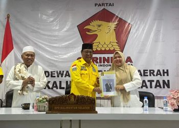Tak Cukup di Golkar, Acil Odah Juga Mendaftar ke Gerindra Untuk Pilkada 2024 – Warga Berita