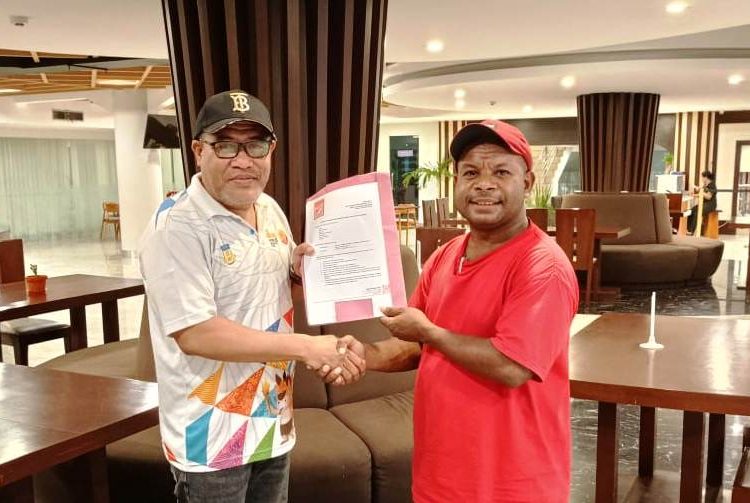 Daftar Jadi Bakal Calon Bupati Biak, Jack Komboy Bakal Jadikan Biak Salah Satu Destinasi Wisata » Warga Berita