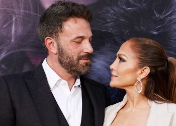 Jennifer Lopez dan Ben Affleck Dikabarkan Pisah Rumah