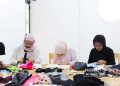 Manfaatkan Limbah Kain Perca, Tim MBKM Sekelas FSRD UNS Adakan Art Class Patchwork – Universitas Sebelas Maret 11 Manfaatkan Limbah Kain Perca, Tim MBKM Sekelas FSRD UNS Adakan Art Class Patchwork – Universitas Sebelas Maret