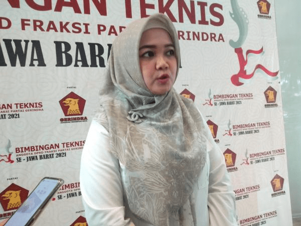 Partai Gerindra Karawang Usung Gina Fadila Swara Maju Calon Bupati – Warga Berita 1 Partai Gerindra Karawang Usung Gina Fadila Swara Maju Calon Bupati – Warga Berita