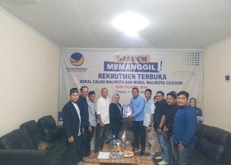 Dede Rohana Jadi Bakal Calon Walikota Pertama Ambil Formulir di NasDem Kota Cilegon – Warga Berita 1 Dede Rohana Jadi Bakal Calon Walikota Pertama Ambil Formulir di NasDem Kota Cilegon – Warga Berita