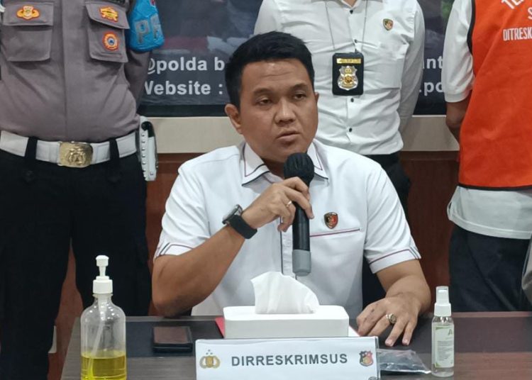 Terima Uang Korupsi Pembangunan Jalan Akses Pelabuhan Warnasari, Mantan Direktur Keuangan PT PCM Budi Mulyadi Kembalikan Uang Rp 25 Juta – Warga Berita