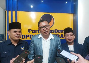 Ketua Forum Honorer Kembalikan Formulir Pendaftaran Bacalon Walkot Serang ke NasDem – Warga Berita 10 Ketua Forum Honorer Kembalikan Formulir Pendaftaran Bacalon Walkot Serang ke NasDem – Warga Berita
