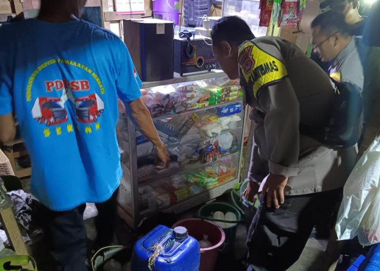 Polsek Ciruas Gerebek Gubuk Tambal dan Lapo Tuak, Ini Dia Hasilnya – Warga Berita
