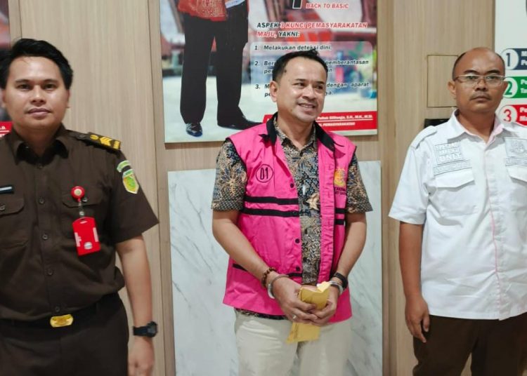 Terungkap, Uang Suap Kasus Pembebasan Lahan Situ Ranca Gede Dipakai Kades Babakan Untuk Keperluan Ini – Warga Berita