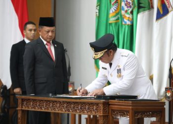 Dilantik Lagi Jadi Penjabat Gubernur Banten, Bank Banten Ucapkan Selamat untuk Al Muktabar – Warga Berita