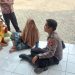 Patroli Polsek Banjarharjo Sambang Warga, Ini Pesan Briptu Nizar