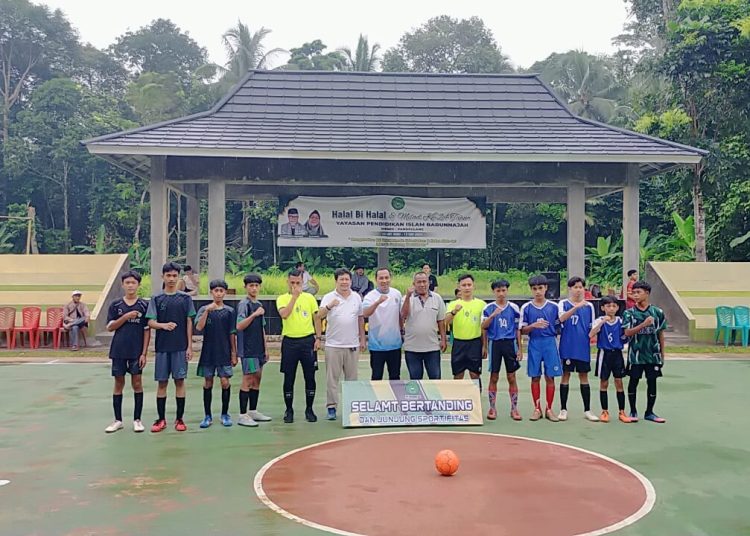 Puluhan Siswa SMP dan MTS Ikut Turnamen Futsal di YPI Babunnajah – Warga Berita 1 Puluhan Siswa SMP dan MTS Ikut Turnamen Futsal di YPI Babunnajah – Warga Berita