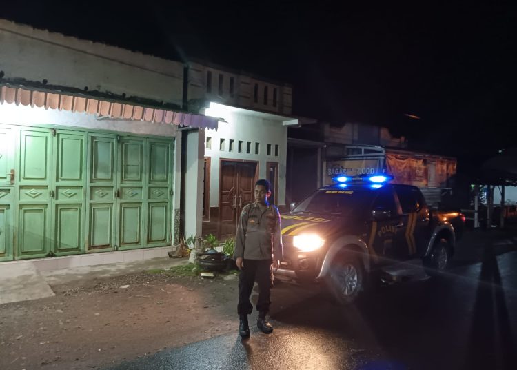 Antisipasi Kejahatan, Polsek Tanjung Gelar Patroli Malam Di Permukiman Warga