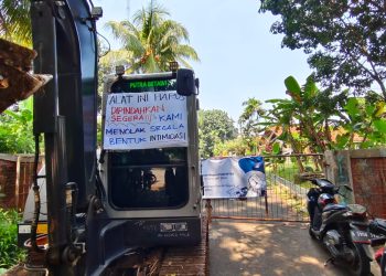 BRIN Terjunkan Buldozer, Keluarga Pensiunan Rumah Was-Was – Warga Berita