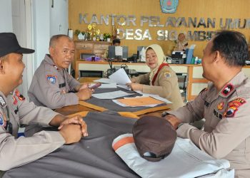 Sambangi Kantor Desa Sigambir, Ini Pesan yang Disampaikan Kanit Binmas Polsek Brebes