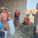 Sambangi Kampung Nelayan, Bhabinkamtibmas Polsek Brebes Ajak Warga Ikut Jaga Kamtibmas 8 Sambangi Kampung Nelayan, Bhabinkamtibmas Polsek Brebes Ajak Warga Ikut Jaga Kamtibmas
