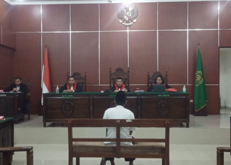 Terdakwa Kasus Perburuan Badak Jawa Minta Hukuman Ringan dalam Sidang di PN Pandeglang – Warga Berita