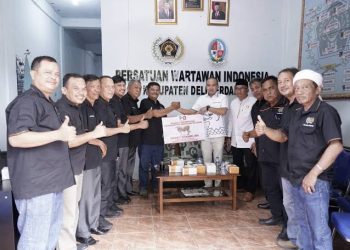 Ketua DPRD Deli Serdang Zakky Shahri Hibahkan 10 Sapi Ke Berbagai Elemen Masyarakat – Warga Berita