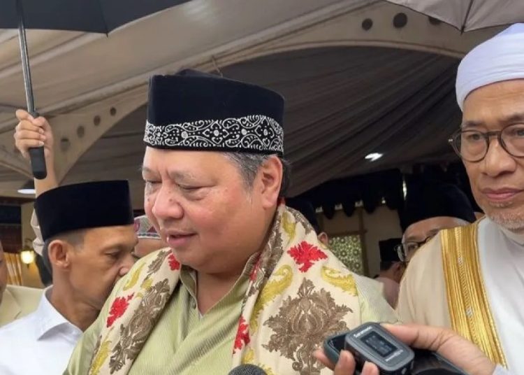 Airlangga Hartarto Dorong RI Tingkatkan Aktivitas Ekonomi Syariah Agar Jadi Nomor Satu