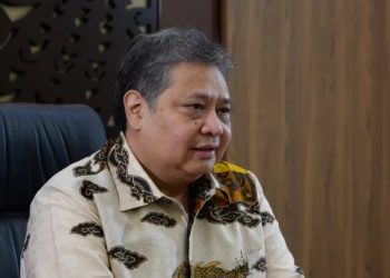 Kolaborasi Dengan Pesantren, Airlangga Hartarto Harap Target Inklusi Keuangan Capai 90 Persen
