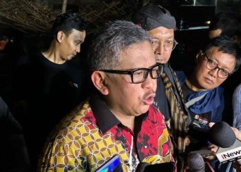 Jaman Dulu Buku Tulis Bergambar Pahlawan Nasional, Jaman Sekarang Gambar Anak Sendiri