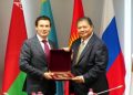 Airlangga Hartarto Raih ‘Medal For Contribution to Internasional Cooperation’ dari Pemerintah Rusia