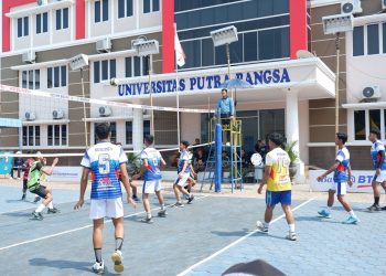 Turnamen Bola Volly Rektor Cup 4 Universitas Putra Bangsa Berlangsung Sukses dan Meriah