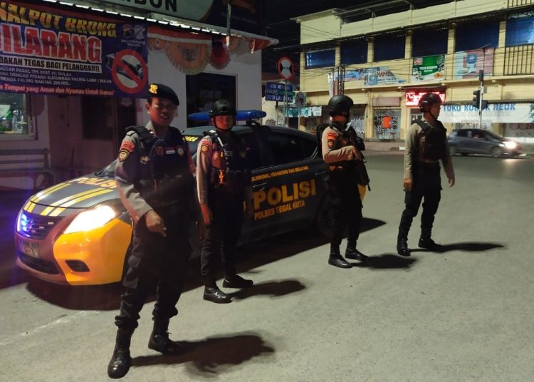 Berikan Rasa Aman Kepada Masyarakat, Polres Tegal Kota Gencarkan giat Patroli - Website Resmi 1 Berikan Rasa Aman Kepada Masyarakat, Polres Tegal Kota Gencarkan giat Patroli – Website Resmi