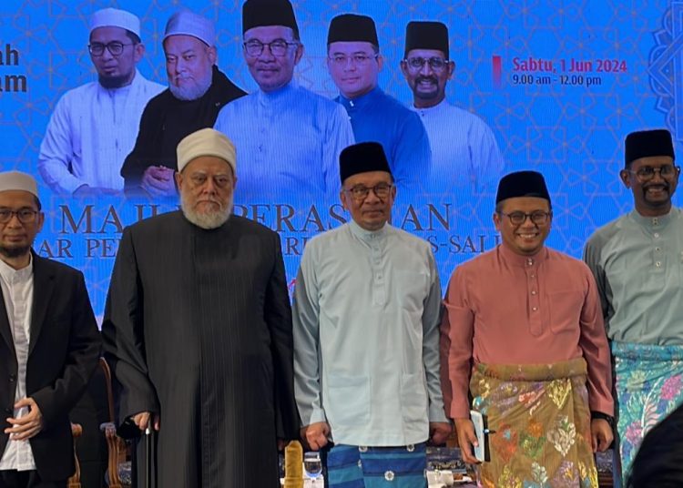 Wakili Muhammadiyah, UAH Didapuk Jadi Pemateri Bersama Ulama Internasional di Malaysia