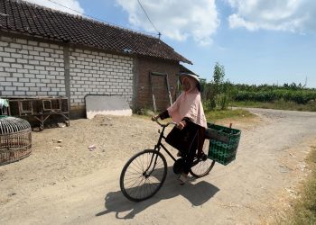 Inspiratif, Pedagang Sayur Keliling Naik Haji Setelah Menabung 49 Tahun