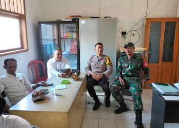 Sinergitas TNI-Polri Polsek Bantarkawung Gelar Sambang Kamtibmas Berikan Himbauan Kamtibmas