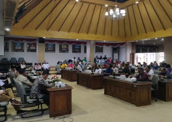 DPRD Rembang Gelar Audiensi Bahas Krisis Harga Ikan Dengan OPD dan Pelaku Usaha