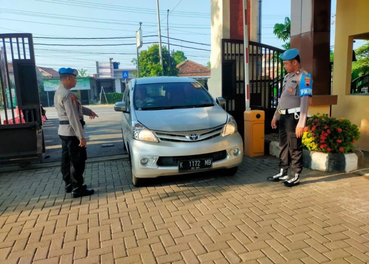 Propam Polres Kudus Mendadak Periksa Kendaraan Anggota, Aada Apa? – Polres Kudus