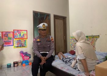 Bentuk Kepedulian, Satlantas Polres Kudus Kunjungi Rumah Korba Laka Lantas – Polres Kudus
