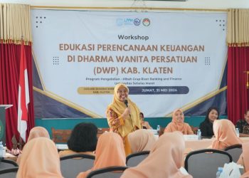Bersama UNS, DWP Klaten Gelar Workshop Pengelolaan Keuangan Keluarga