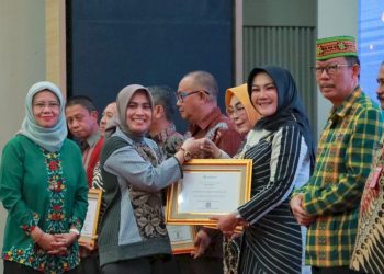 Klaten Raih Penghargaan Kawasan Tanpa Rokok Kemenkes RI 4 Klaten Raih Penghargaan Kawasan Tanpa Rokok Kemenkes RI