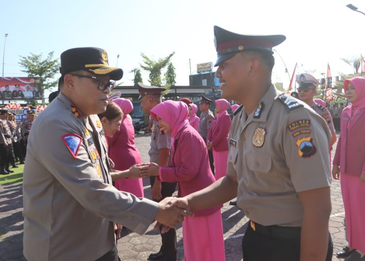 Pimpin Upacara Kenaikan Pangkat, Ini Pesan Kapolres Tegal Kota - Warga Berita 1 Pimpin Upacara Kenaikan Pangkat, Ini Pesan Kapolres Tegal Kota – Warga Berita