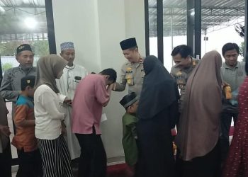Polsek Cakung Gelar Santunan Anak yatim dan Doa Bersama – Warga Berita