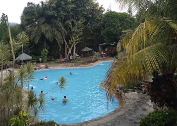 Kolam Renang Desa Wisata Lembah Kalipancur: Wisata Alam dan Rekreasi di Semarang