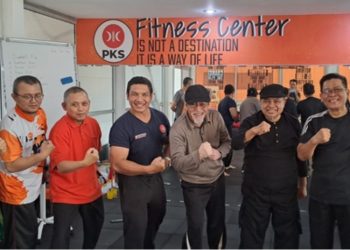 Ketua MPP dan Sekretaris Majelis Syura PKS Contohkan Gaya Hidup Sehat – Warga Berita