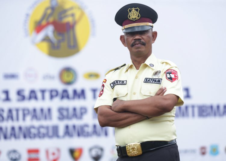 Prinsip Penuntun Satpam: Menjaga Keamanan dengan Profesionalisme 1 bahasa arab satpam
