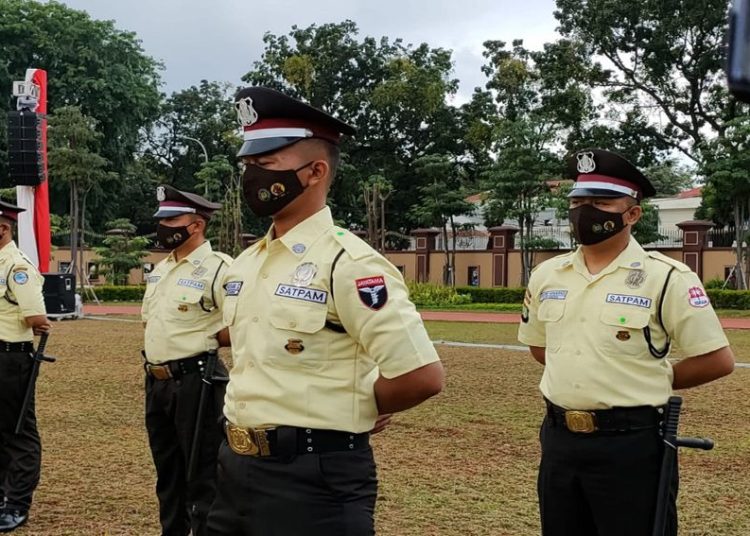 Gaji Satpam Berdasarkan Pangkat: Panduan Lengkap untuk Karir bidang Keamanan 1 gaji satpam