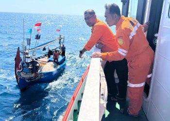 Pencarian 7 Awak Kapal KM Soneta yang Tenggelam di Perairan Karimunjawa Terus Berlanjut