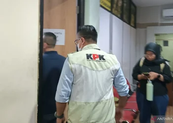 KPK kembali mendatangi Balai Kota Semarang, Sampai Saat ini Sudah 4 Kantor Dinas Digeledah