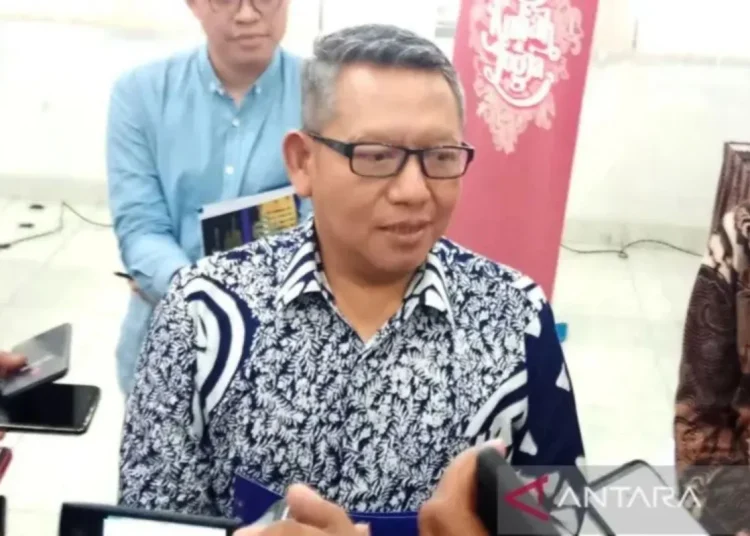 Rektor UII, Gelar Profesor Tidak Perlu di Tulis Dalam Surat Menyurat Cukup di Ijazah 1 Rektor UII, Gelar Profesor Tidak Perlu di Tulis Dalam Surat Menyurat Cukup di Ijazah