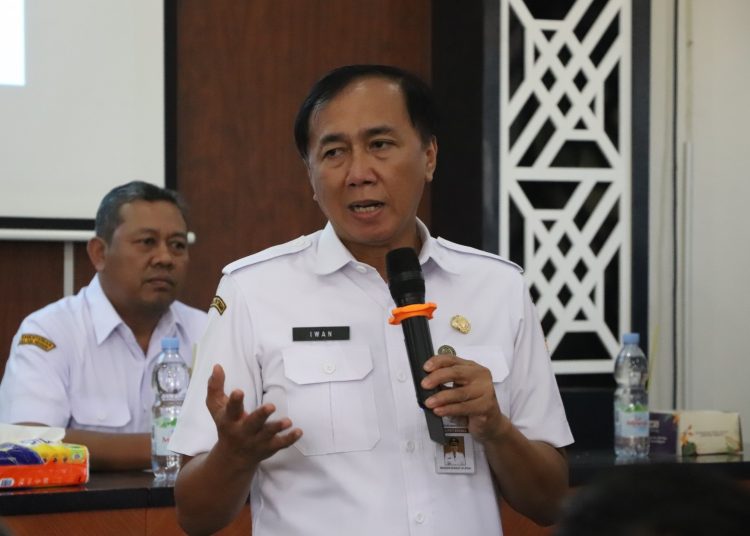 Pengadaan Seragam oleh Sekolah di Brebes Dilarang! 1 Pengadaan Seragam oleh Sekolah di Brebes Dilarang!