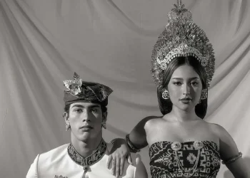 Suami Aktris Jennifer Coppen